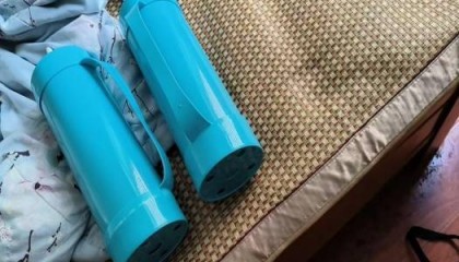 房东收房时发现蓝色瓶子，火速报警