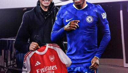 电讯报：马杜埃凯场均射门、推进、夺回球权均高过萨卡amp;马丁内利