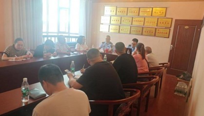 盐亭县市场监管局云溪、高渠市场监管所开展集中用餐单位食品安全培训会