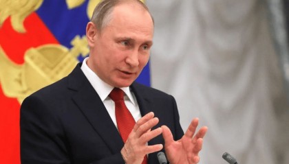 俄罗斯突遭晴天霹雳！乌军大规模空袭来的太突然，普京这下真怒了！