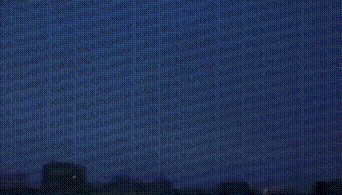 13发13中！乌军战略机场剧烈爆炸，炸出小太阳，美国这次损失大了