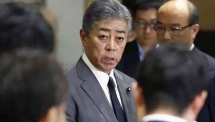 向普京认输服软，却强硬要求中国付出代价？我国必须“亮剑”！