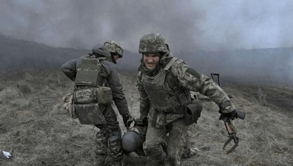 俄杀入红军城市中心，乌军采购大案暴露，北约顾问或被乌贪腐埋葬