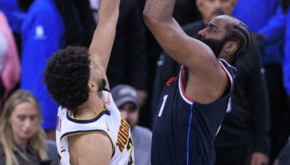 37岁洛佩兹2年1800万加盟快船！从雄鹿冠军到洛城新王朝