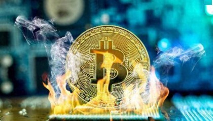 比特币市值触及1.35万亿美元刷新纪录！投资者忐忑等待价格缔造历史，今日跌1.5%至66555美元