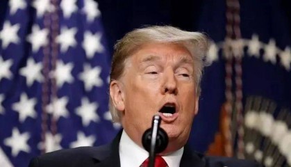 中方刚给谈判机会，不到1天，特朗普出拳：取消对华“小额豁免