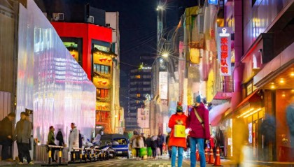 举着“滚回中国”标语牌，韩国都是什么人在搞反华游行？答案揭晓