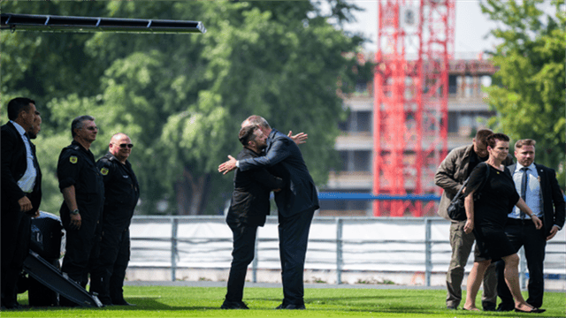 在6国领导人陪同下,泽连斯基气势汹汹进了白宫!大胆对美提要求