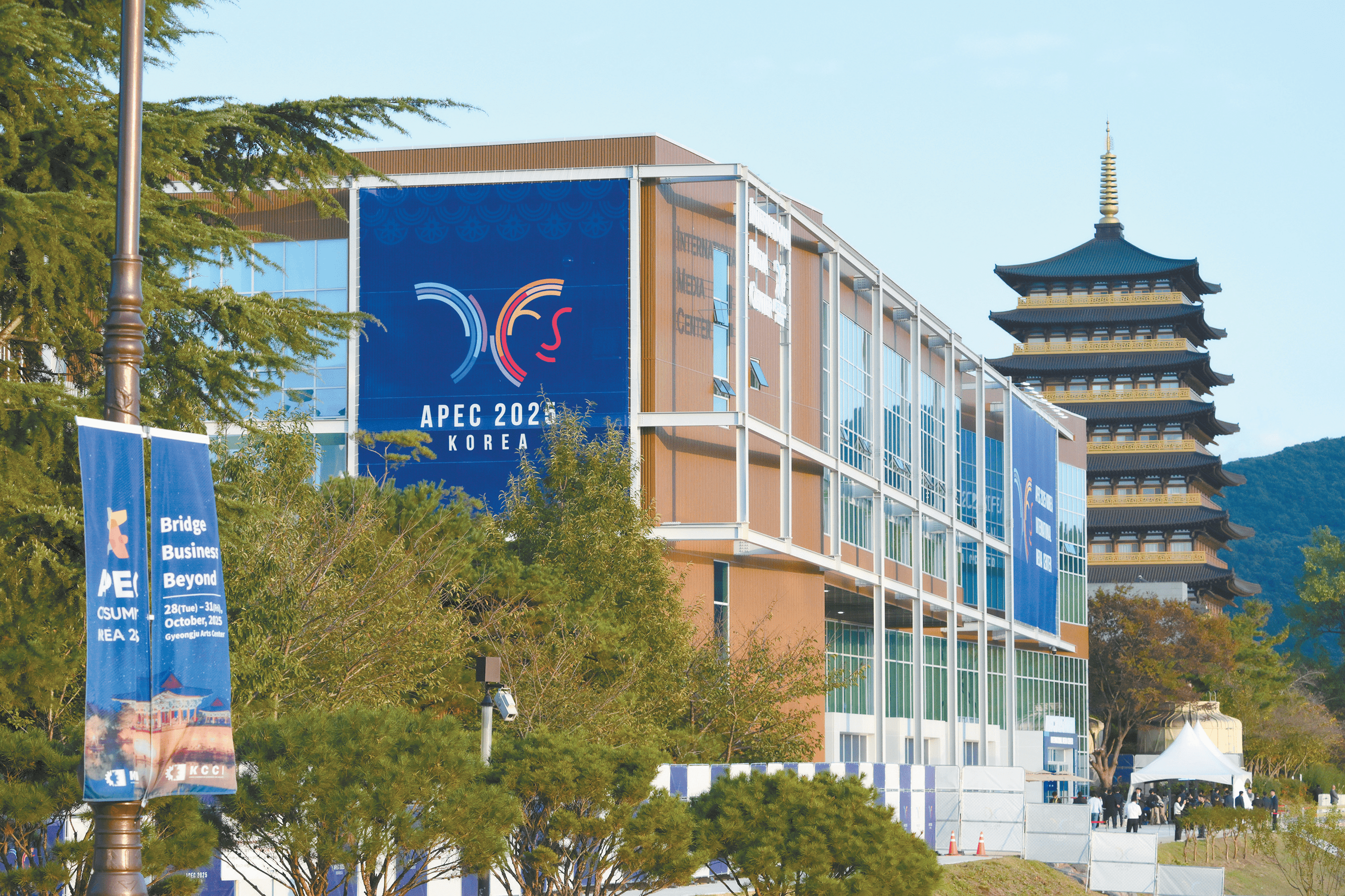 中美元首釜山会晤备受瞩目