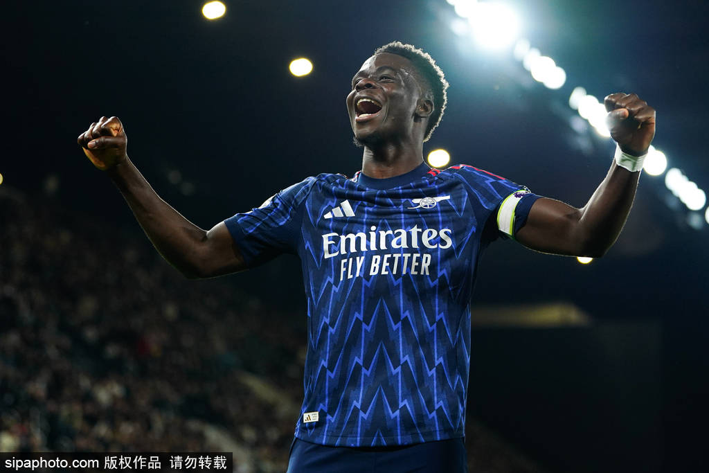 观战台:利物浦战皇马+曼城火拼多特 巴黎拜仁巅峰对决